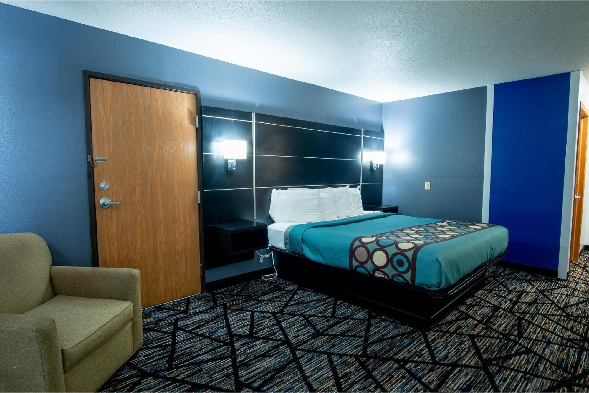 Coratel Inn & Suites By Jasper New Richmond מראה חיצוני תמונה