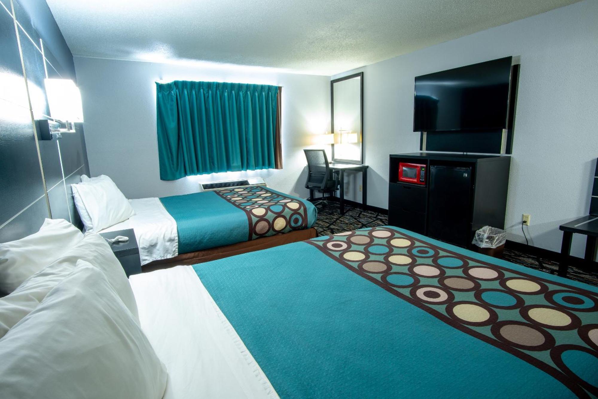 Coratel Inn & Suites By Jasper New Richmond מראה חיצוני תמונה