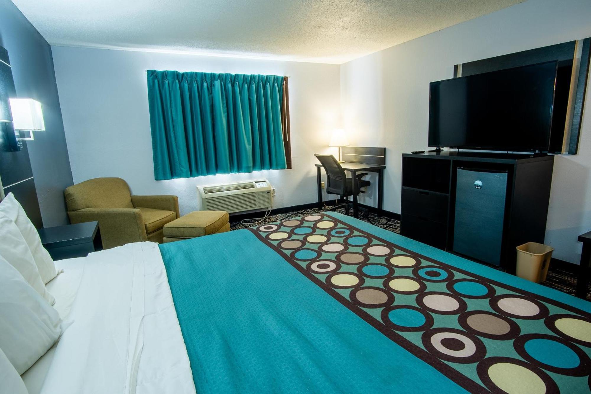 Coratel Inn & Suites By Jasper New Richmond מראה חיצוני תמונה