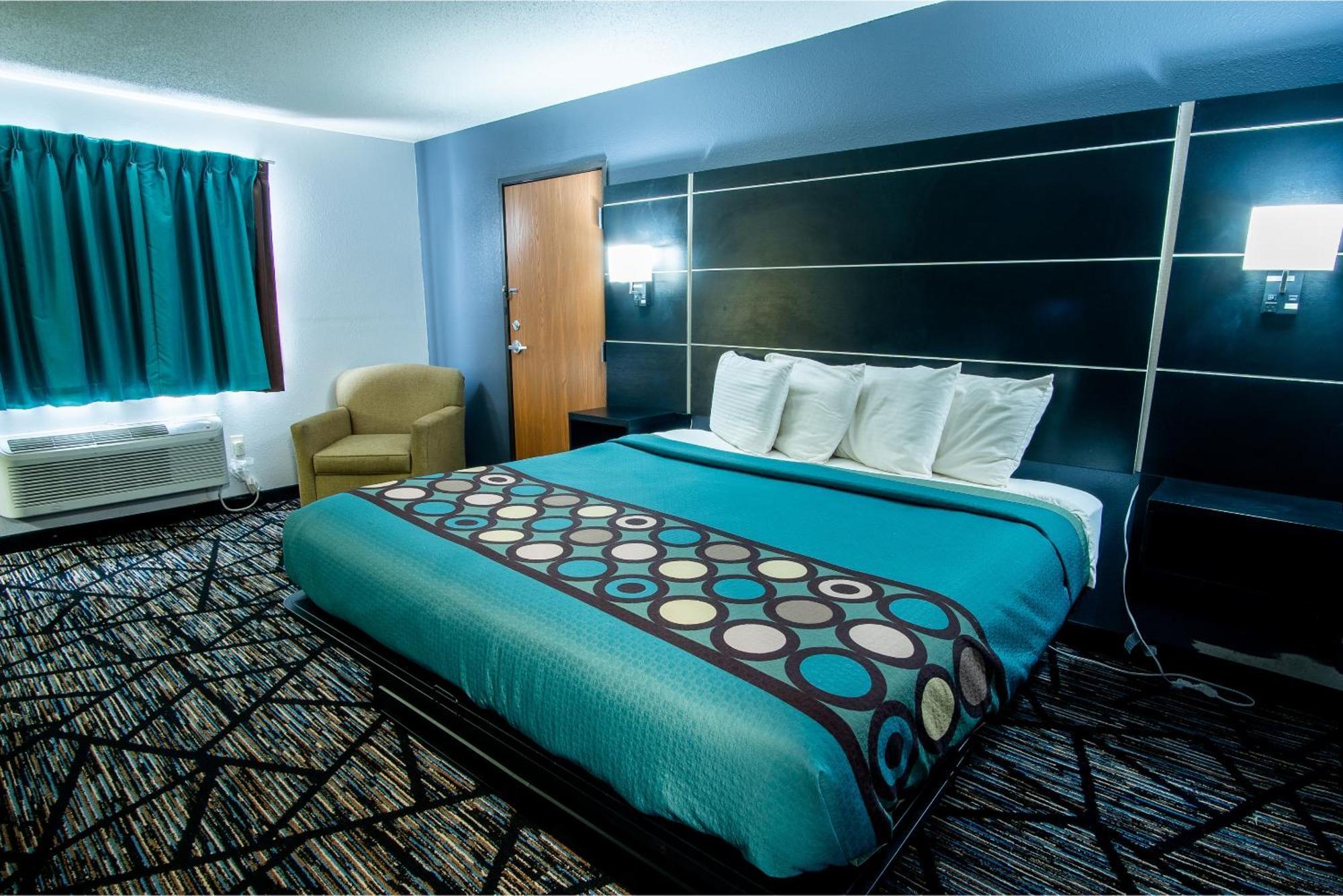 Coratel Inn & Suites By Jasper New Richmond מראה חיצוני תמונה